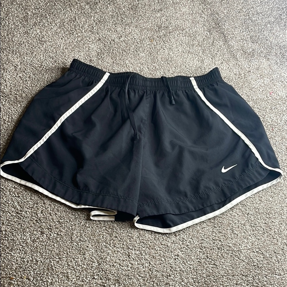 Nike Black Athletic Shorts Lightweight Elastic Waist